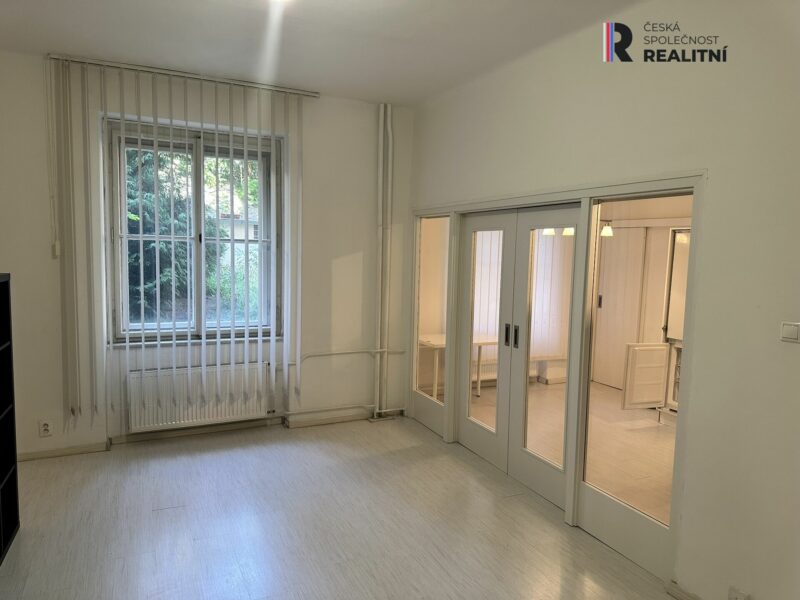 Pronájem bytu 1+1, 40 m2 – Praha 3, Soběslavská